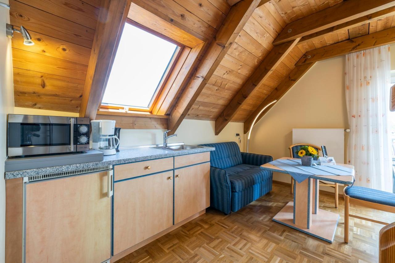 Hotel Meschenmoser Langenargen Bagian luar foto