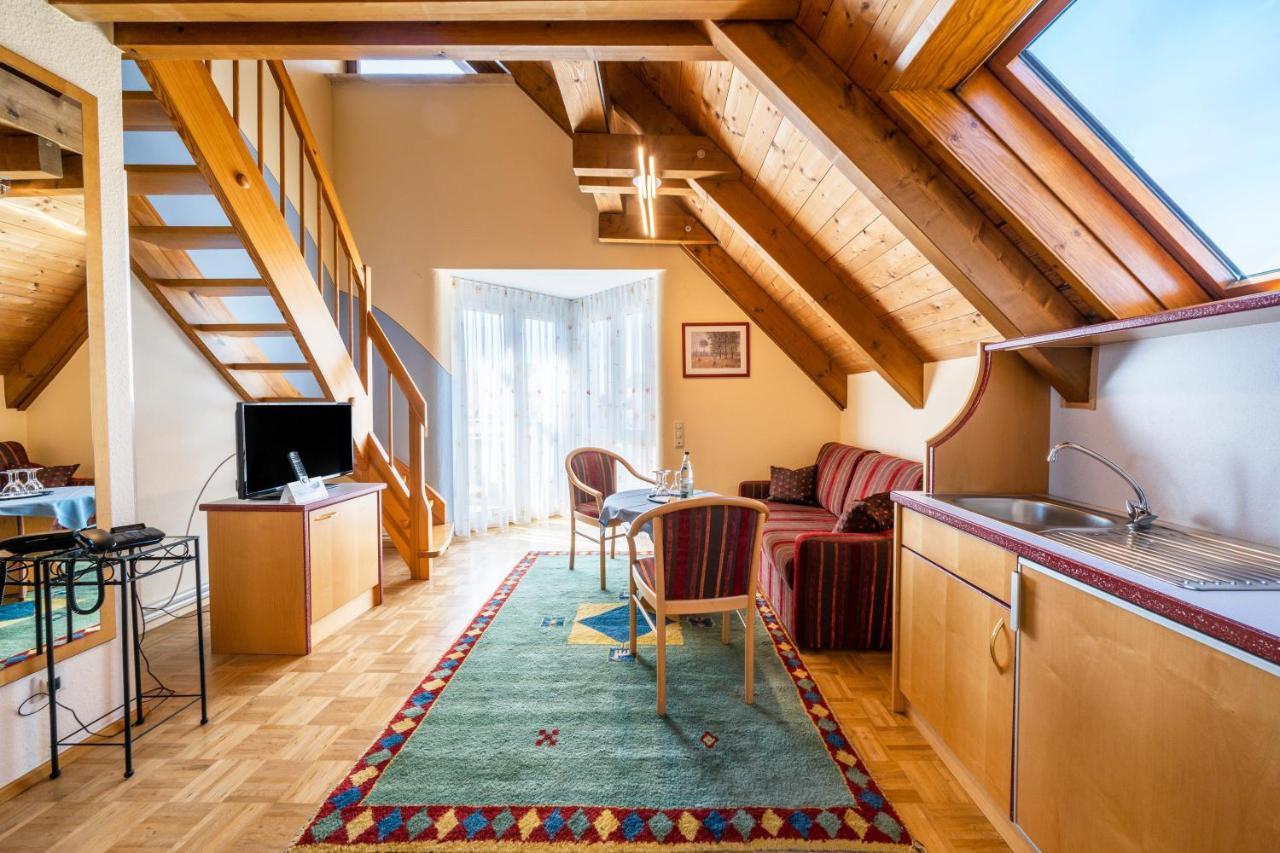 Hotel Meschenmoser Langenargen Bagian luar foto