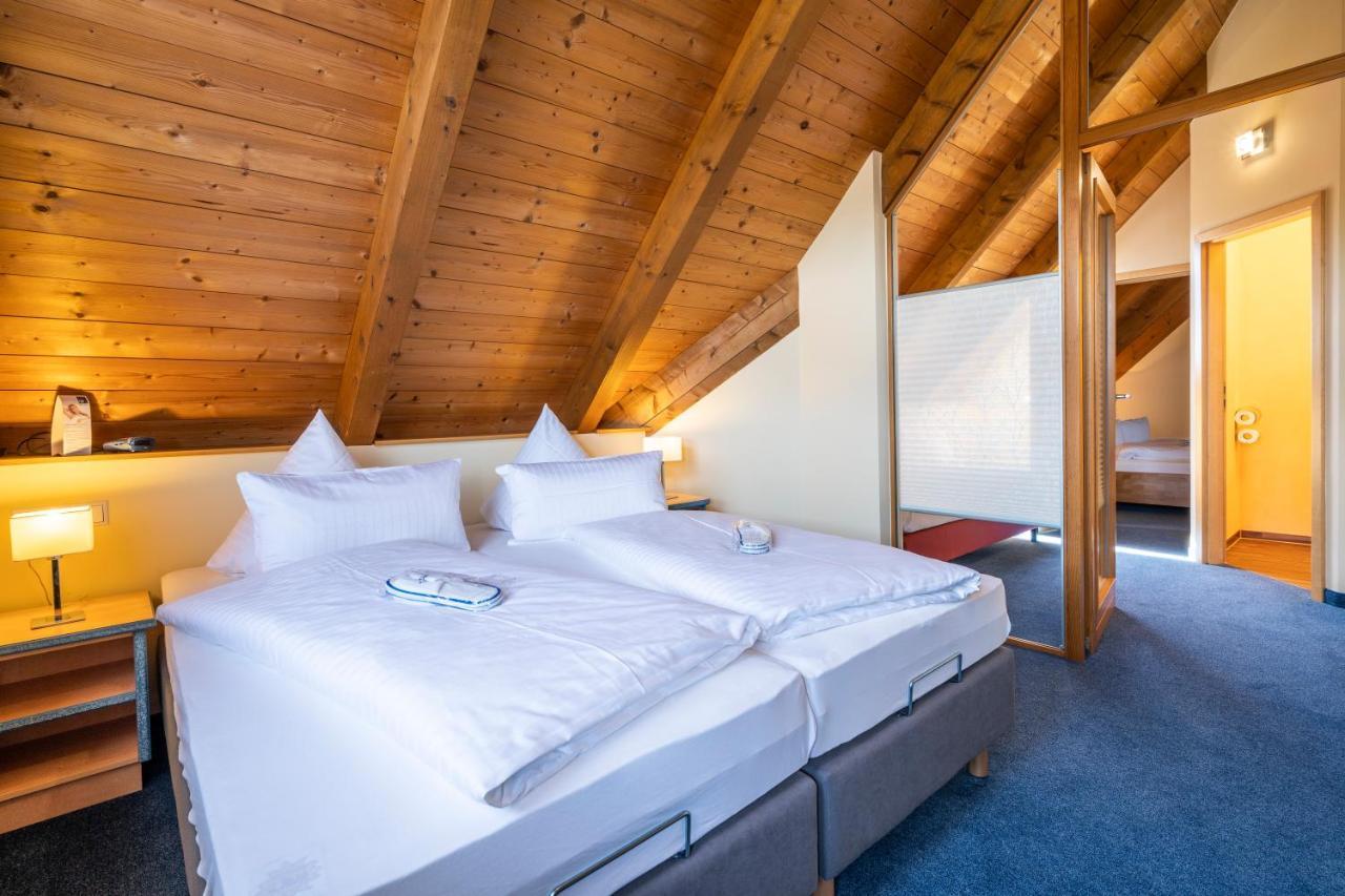 Hotel Meschenmoser Langenargen Bagian luar foto